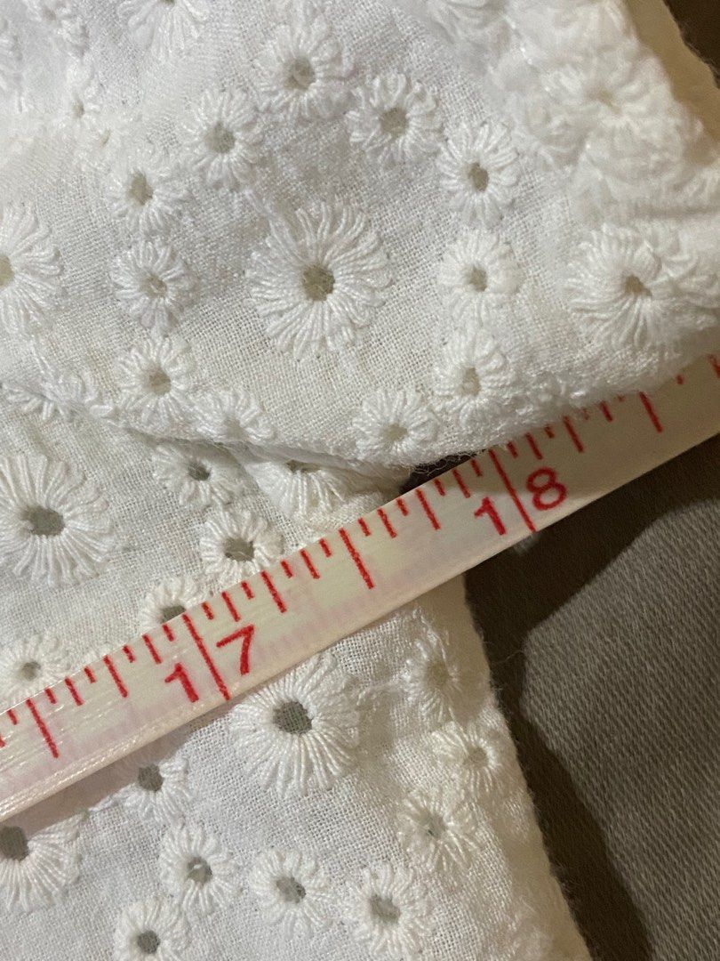 H&M Divided White Eyelet Cropped Top (Category: Blouses) located in Marikina City. Submitted by msgdptrp (Listing ID 1280733007, Image 3). Description: ‼️ AVAILABLE, ON-HAND ‼️ ‼️ LAST PRICE POSTED ‼️ – white eyelet cropped top from H&M given as a gift – size 4 (US) on tag, approximately fits SMALL – worn LESS THAN 10 TIMES – NO WHEN WORN PHOTOS – measurements (laid flat, allow 0.5 to 1" allowance): > bust: 17 3/4" > length: 17" – issue: yellowin
