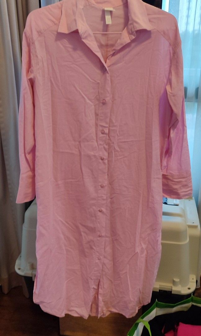 h&m pink shirt dress H&M's Sellout Pink Dress Is Back for 2021