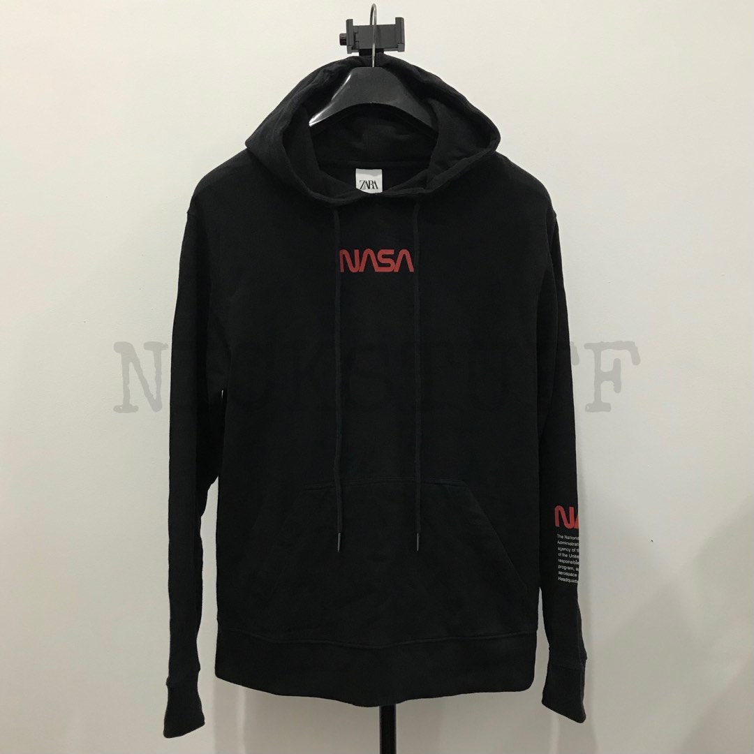 HOODIE NASA X ZARA Fesyen Pria Pakaian Baju Luaran di Carousell