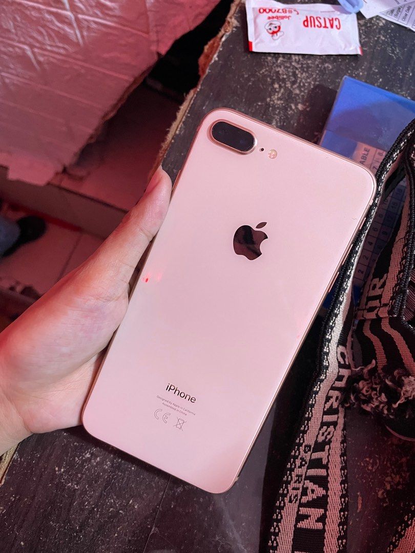 iPhone 8Plus No issue (Category: iPhone 8 Series) located in Mandaluyong City. Submitted by aliaxmadi (Listing ID 1280665329, Image 1). Description: iPhone 8Plus 64gb white All working no issue SALE/SWAP (Lower unit only + Cash) 📍Mandaluyong Meet up any mrt station.