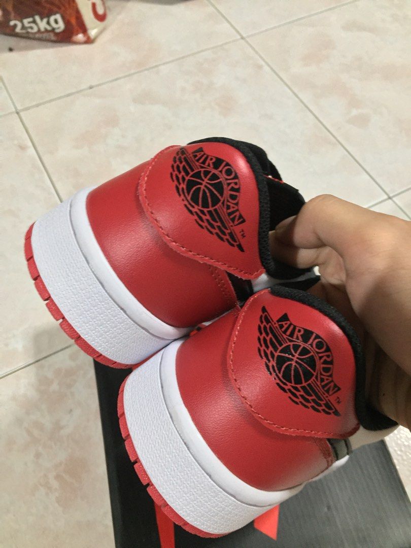 pink and grey dunks