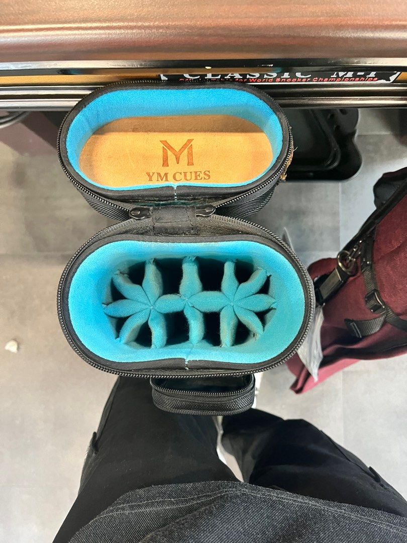 Jb cue case 4x8, Sports Equipment, Sports & Games, Billiards & Bowling on Carousell