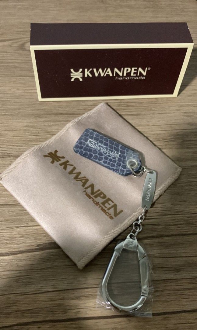 Gator keychain store