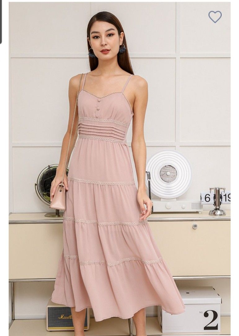 Chic midi dress online