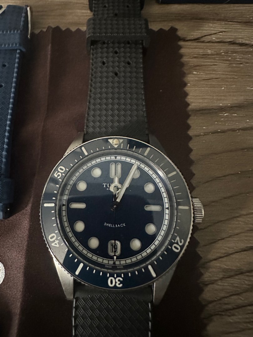 Tuseno Blackwater, a dive watch with 1970s styling - Wristwatch Review
