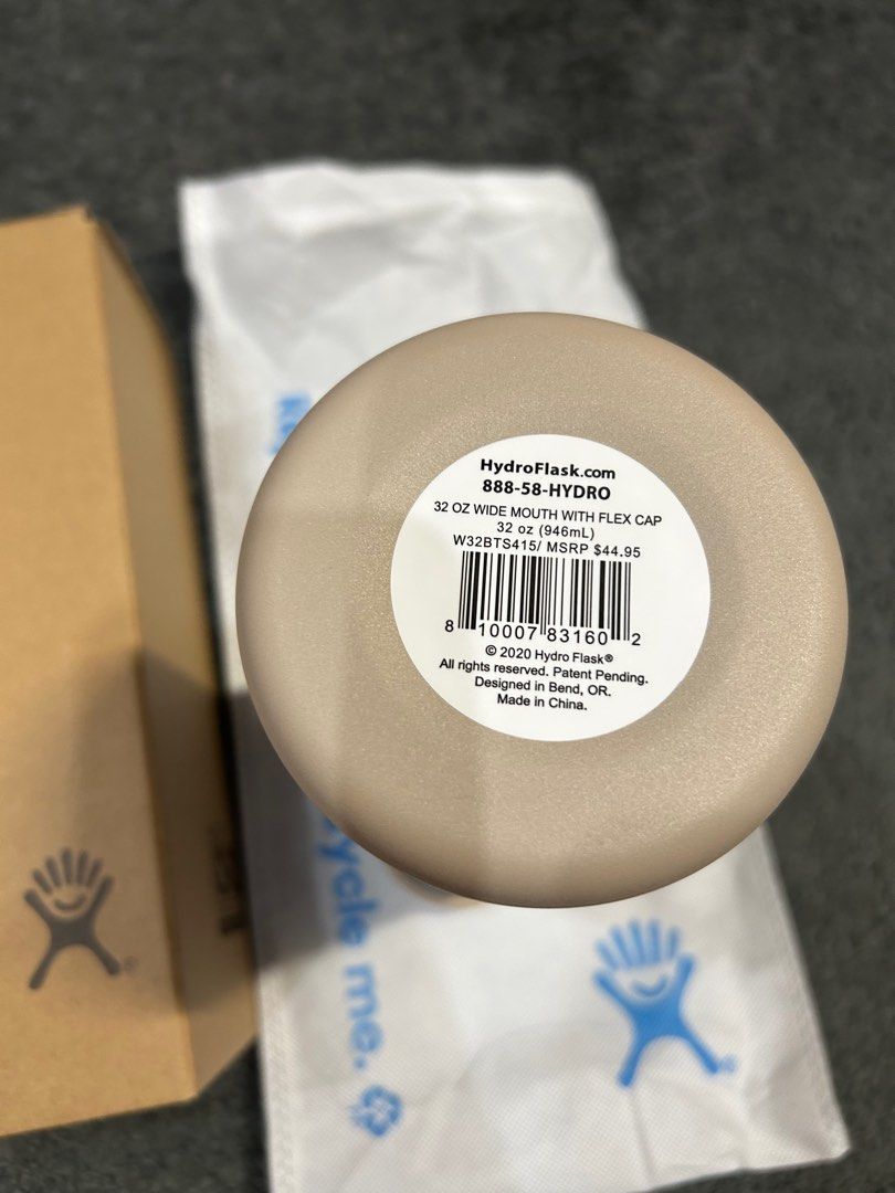 FREE MAILING] (LIMITED EDITION) Whole Foods Taproot (Coffee) Authentic  Hydroflask 32oz 1L BNIB, Furniture & Home Living, Kitchenware & Tableware,  Water Bottles & Tumblers on Carousell
