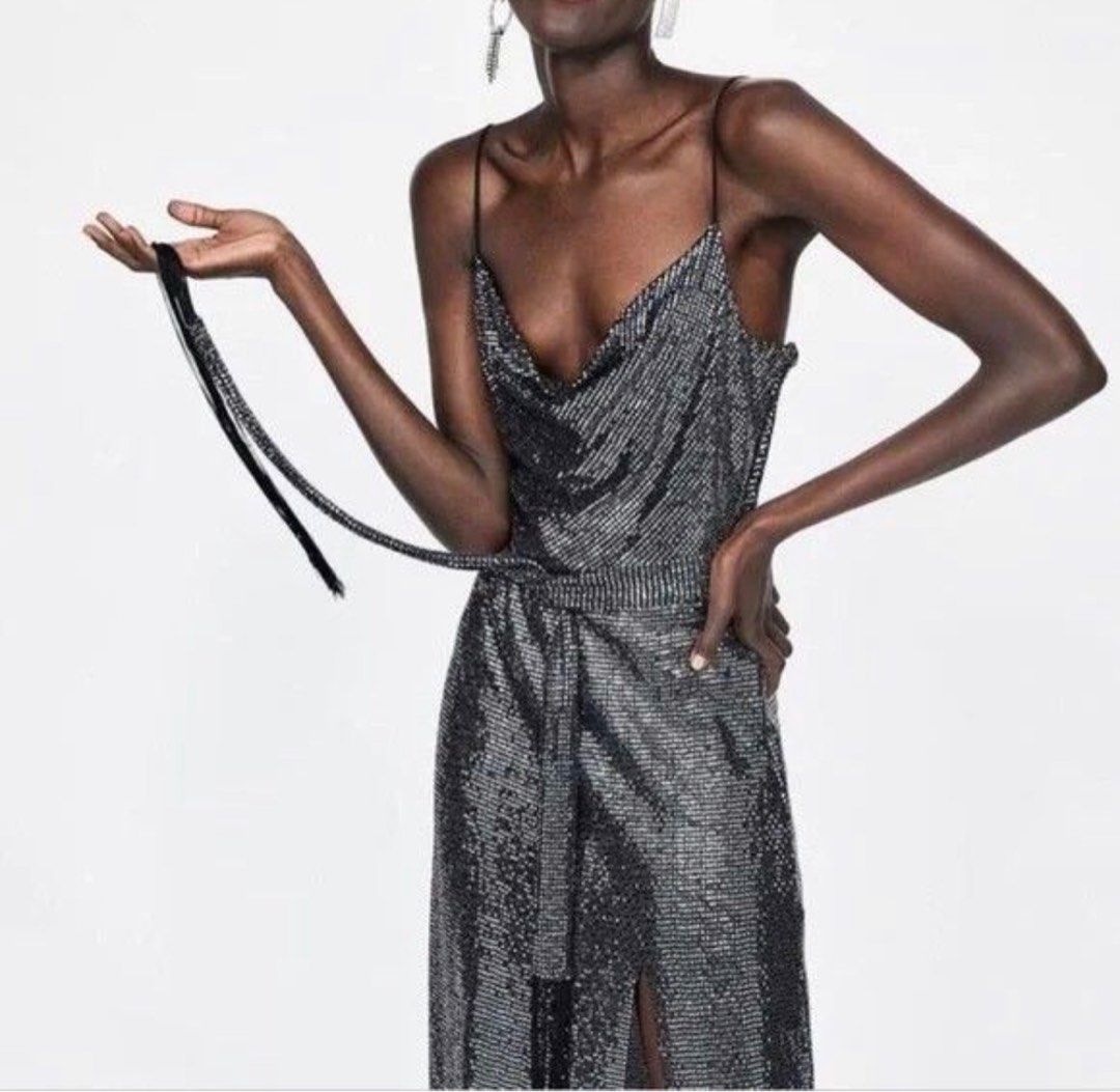 Looking for this Zara dress (Category: Dresses) located in Paranaque City. Submitted by ktpurrr (Listing ID 1280611786, Image 1). Description: Looking for this dress .
