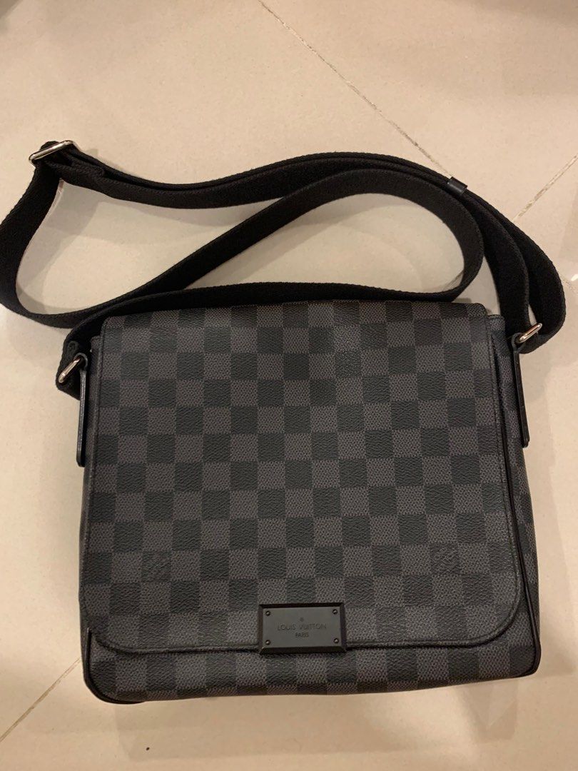 LOUIS VUITTON N41260 DISTRICT PM DAMIER GRAPHITE SHOULDER BAG SLING BAG