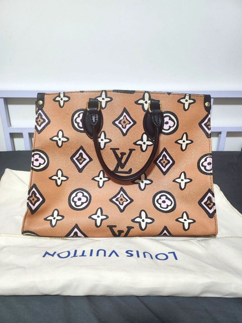 Louis Vuitton OTG Wild at Heart (Category: Luxury Bags & Wallets) located in Manila. Submitted by cloudita (Listing ID 1280653036, Image 1). Description: rfs: my dad has been recently diagnosed with cancer and selling my preloved items to help fund his treatment! ♡ Louis Vuitton OTG Wild at Heart Collection Gamuza lined Used once. :).
