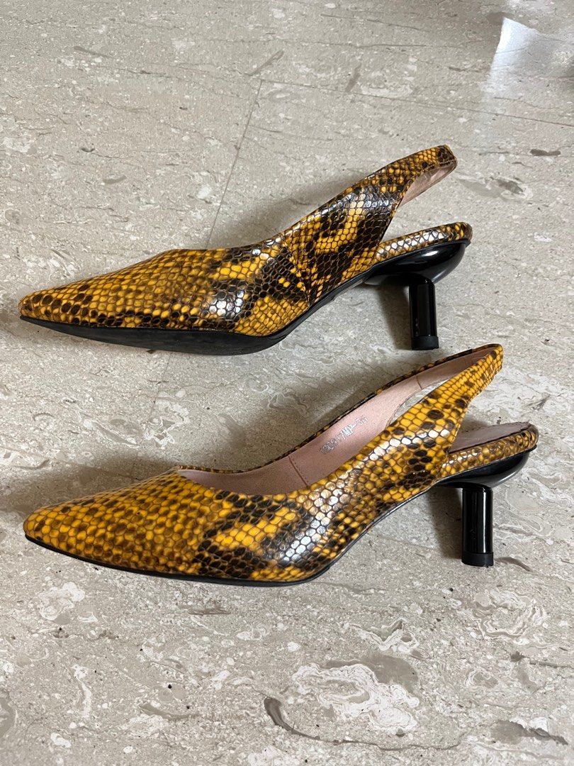 Martina Pink snakeprint kitten Heels