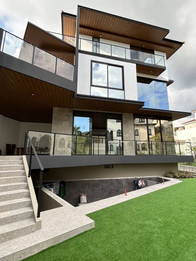 Mckinley Hill Village Fort Bonifacio Brand New House For Sale, Property