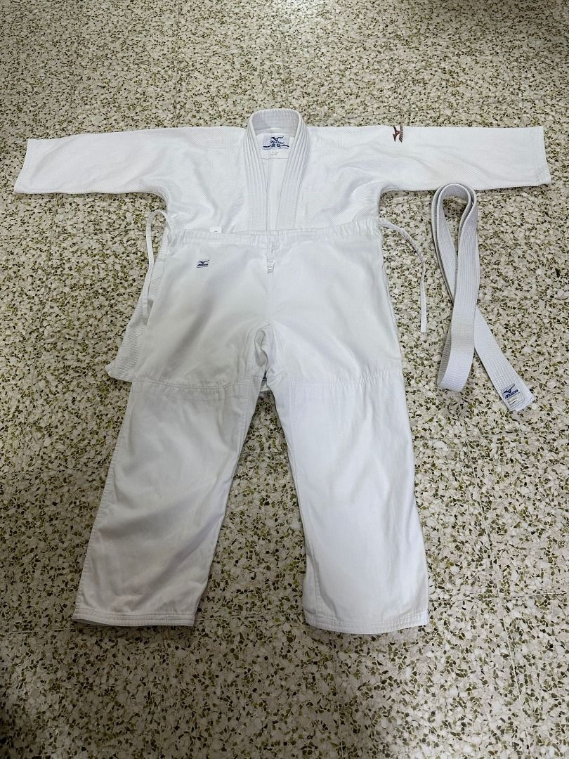Mizuno Judo Gi, Sports Equipment, Other Sports Equipment and Supplies