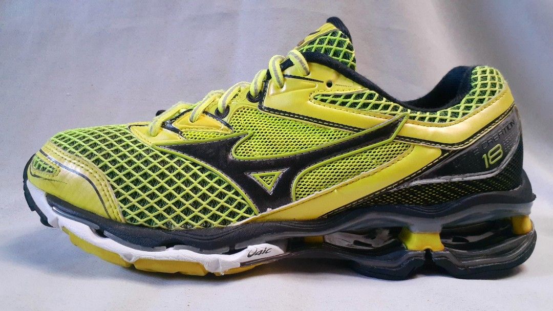 Mizuno wave creation hotsell 18 green