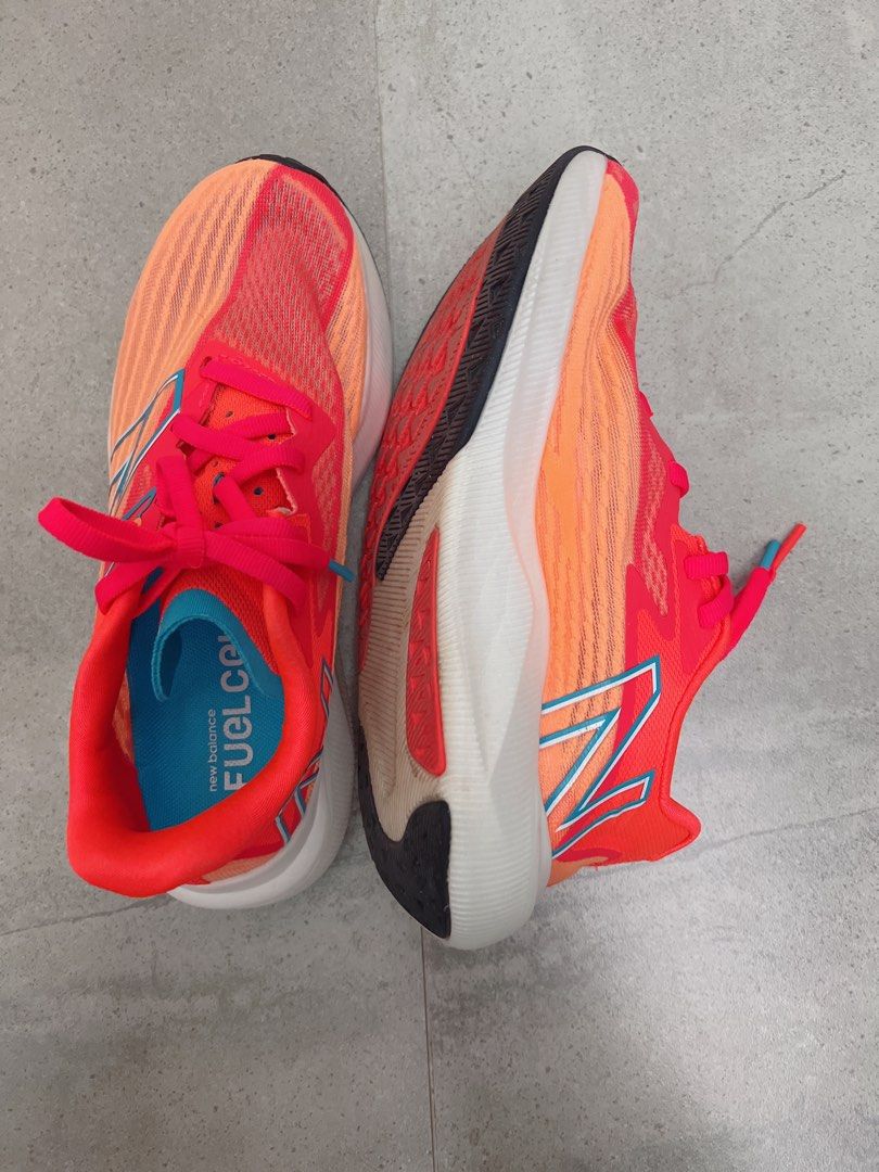 New balance store fuelcell rebel sizing