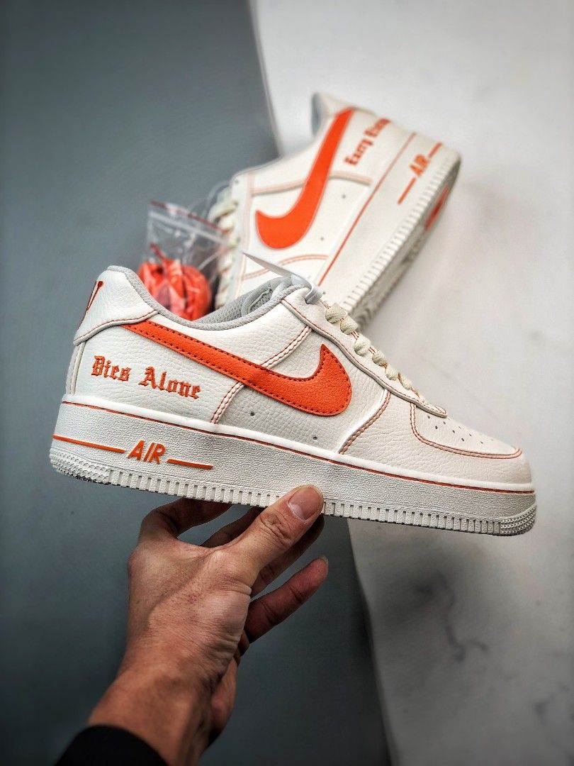 Nike air on sale force dies alone
