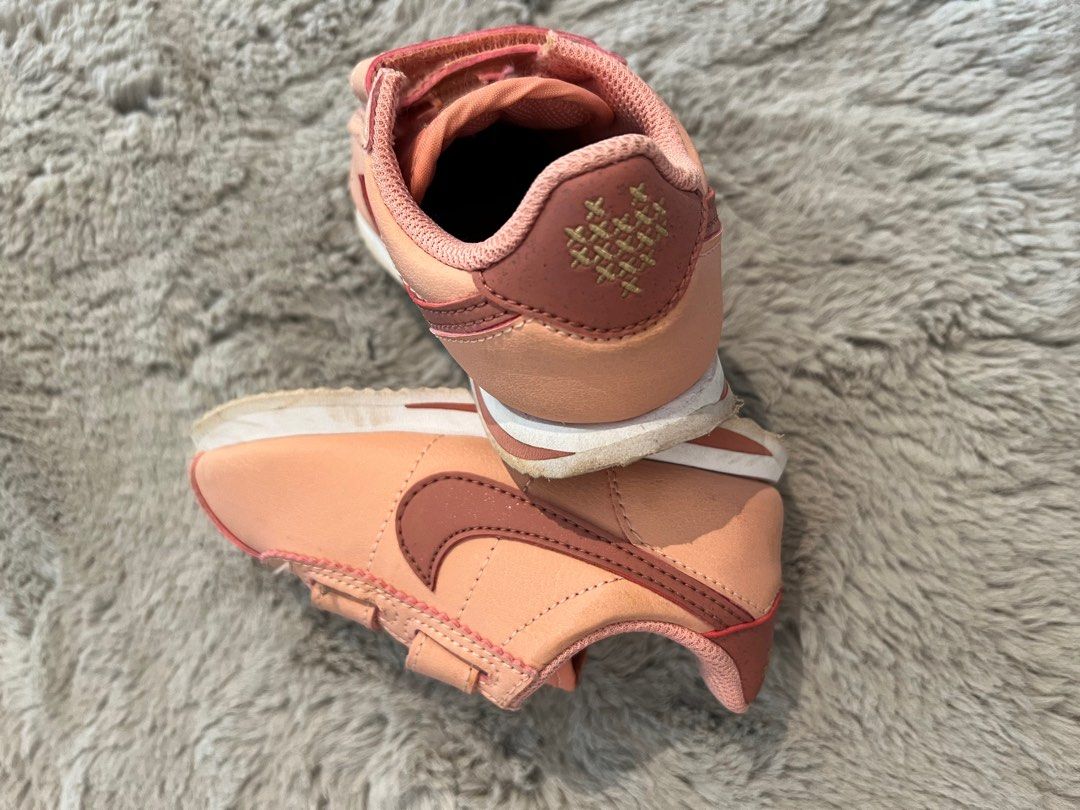 Nike Cortez Vday
