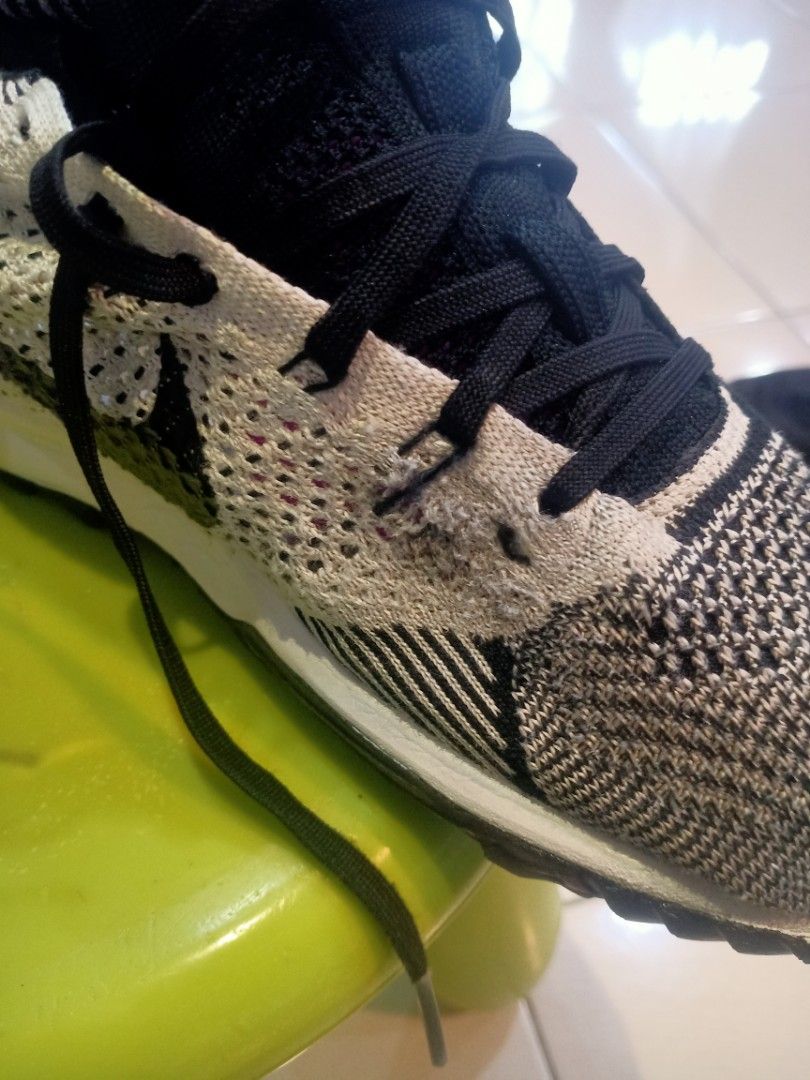 Nike mens flyknit racer spikeless golf shoes 2025