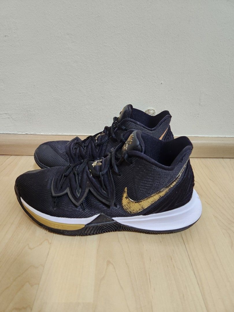 Kyrie clearance gold shoes