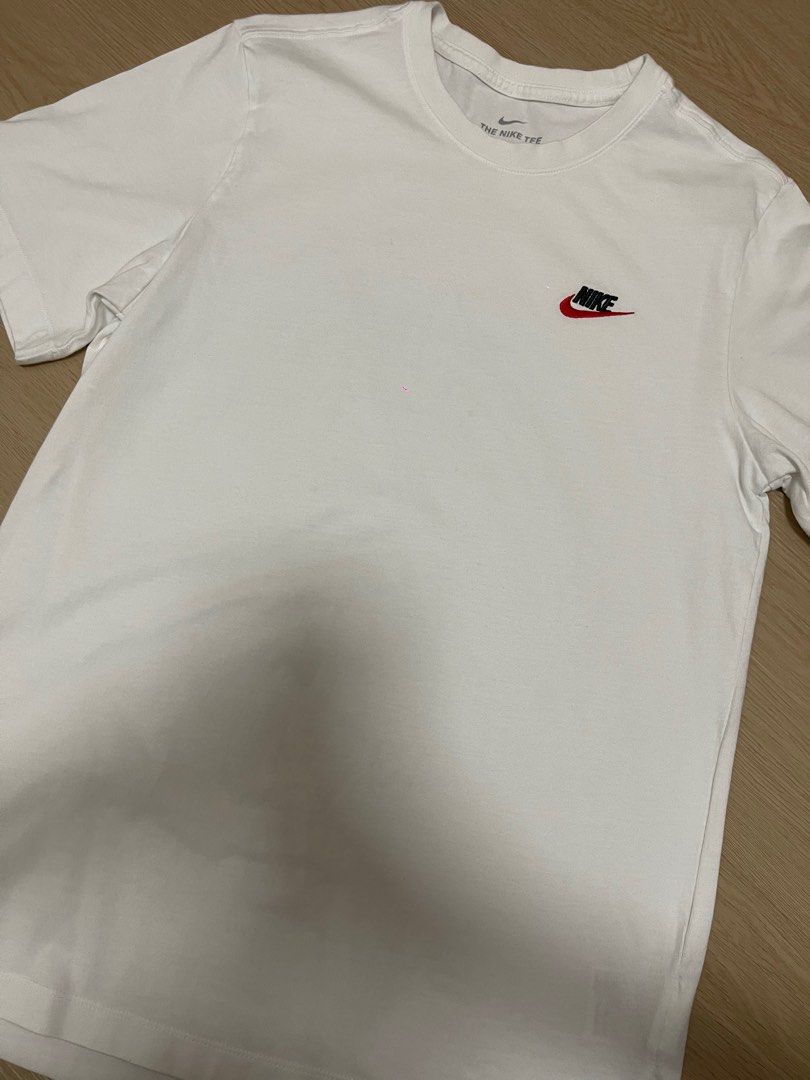 Plain white sale nike t shirt