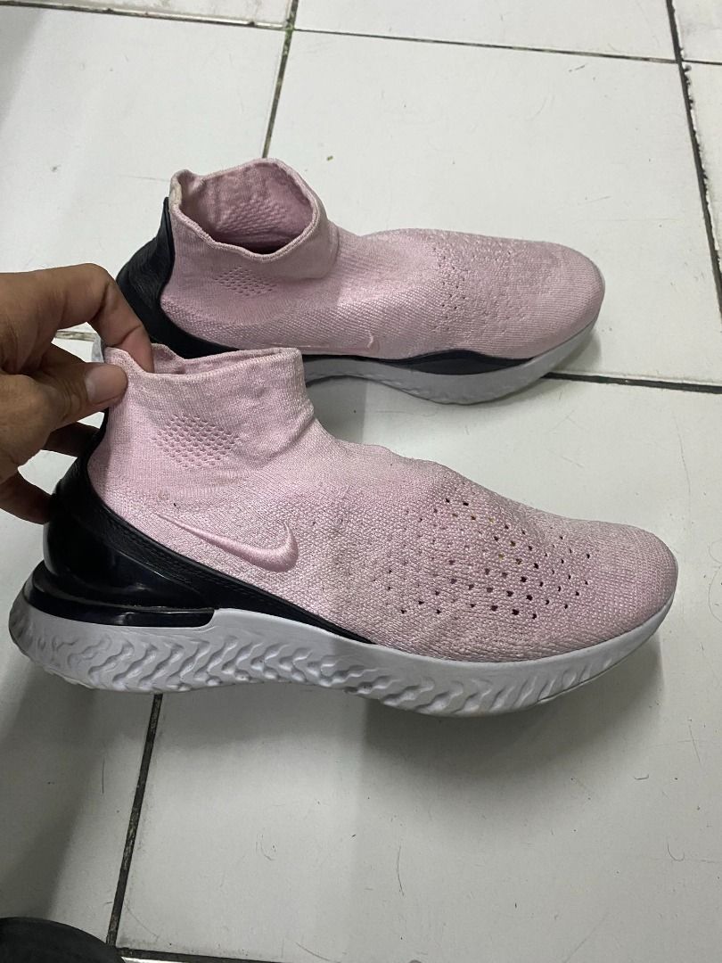Nike rise react flyknit pink on sale