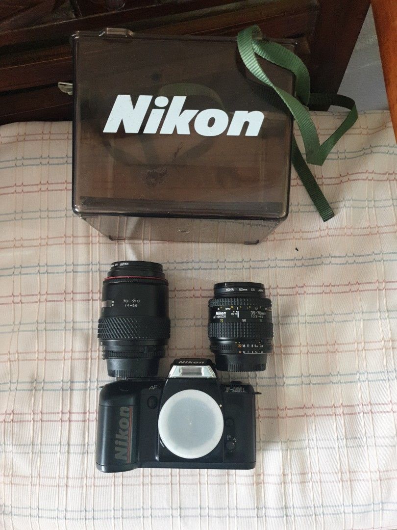 Appareil photo argentique Nikon F-401 S AF 35 mm avec Nikkor 35-70 mm + pellicule Fuji offerte - Canada