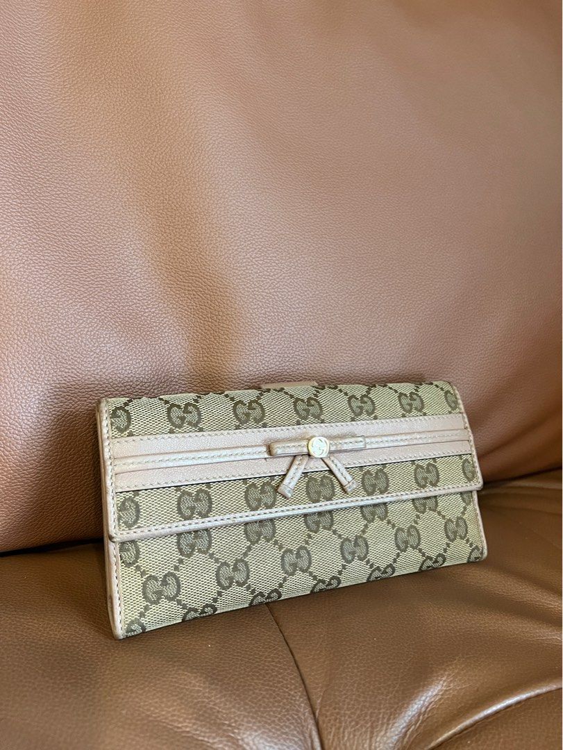 Original Gucci purse, Women's Fashion, Bags & Wallets, Purses & Pouches on  Carousell