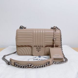 Prada diagramme shop medium leather bag
