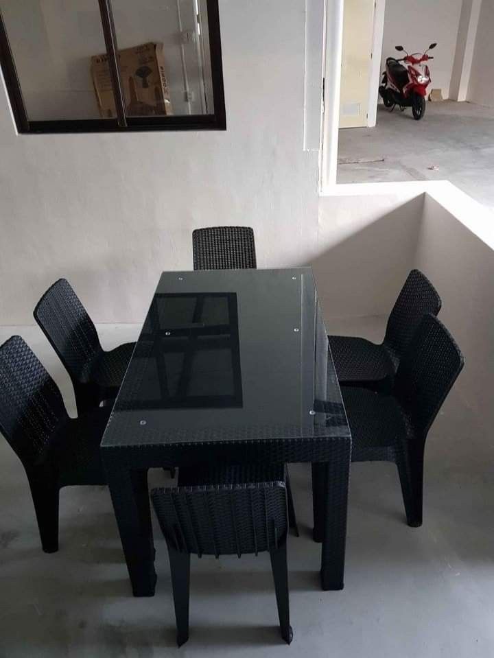 RATTAN DINING SETS CASH ON DELIVERY💯 (Category: Tables & Sets) located in Quezon City. Submitted by joycemanahan (Listing ID 1280781129, Image 3). Description: ❕ ELEGANT PLASTIC ❕ 🖤❕RATTAN DINING SET ❕🖤 SALE ❕ SALE ❕ SALE ❕ MAS PINAMURA ❕🖤 MAS PINABABA ❕🖤 AVAILABLE SEATERS ❕ 2,4,6 AND 8 SEATERS ✔️ WITH OR W/O GLASSTOP ✔️ BRANDNEW ✔️ GOOD QUALITY ✔️ MADE IN HARD PLASTIC MATERIALS ✔️ RATTAN DESIGNS ✔️ DIRECT BODEGA ✔️ BODEGA PRICE ✔️ BIG DISCO