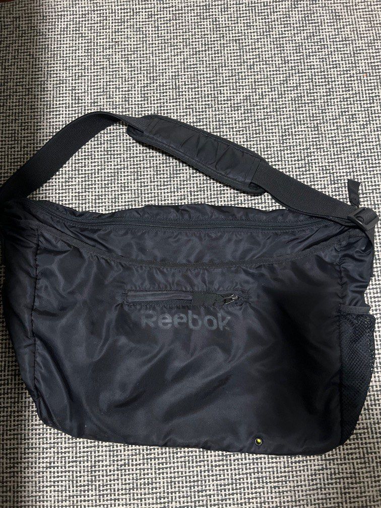 Reebok black sling bag