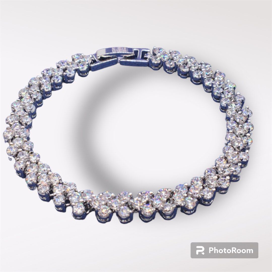 Roman diamond bracelet online