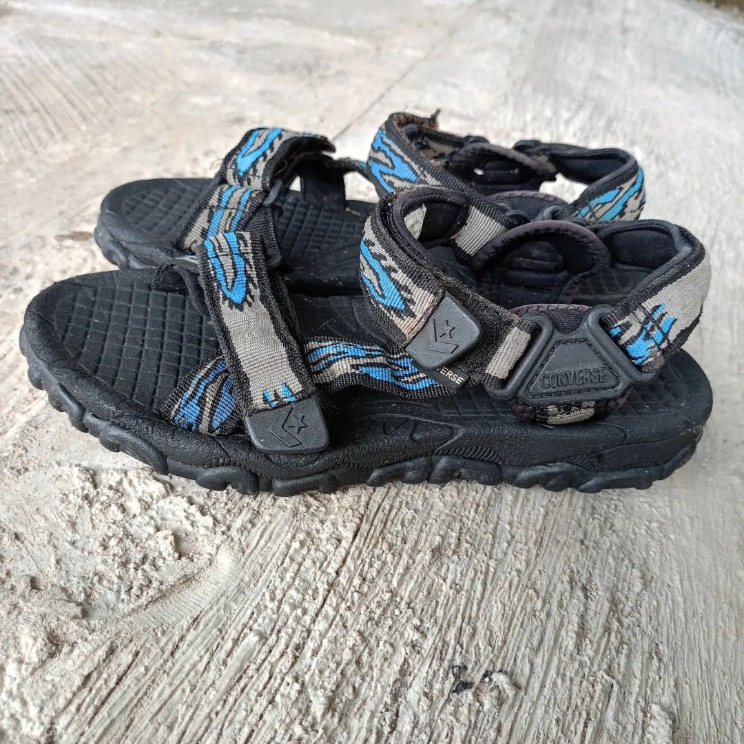 Sandal Converse Fesyen Pria Sepatu Sandal di Carousell