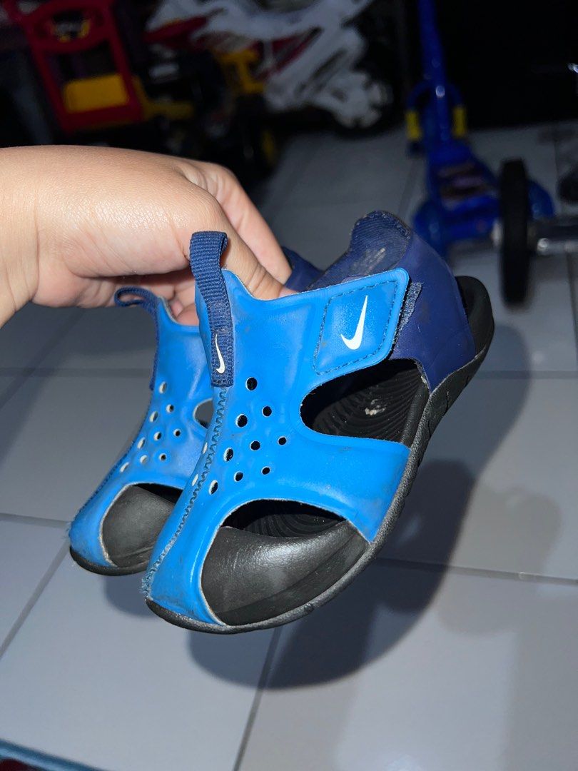 sandal nike anak original bekas tdk menerima shope nett 100