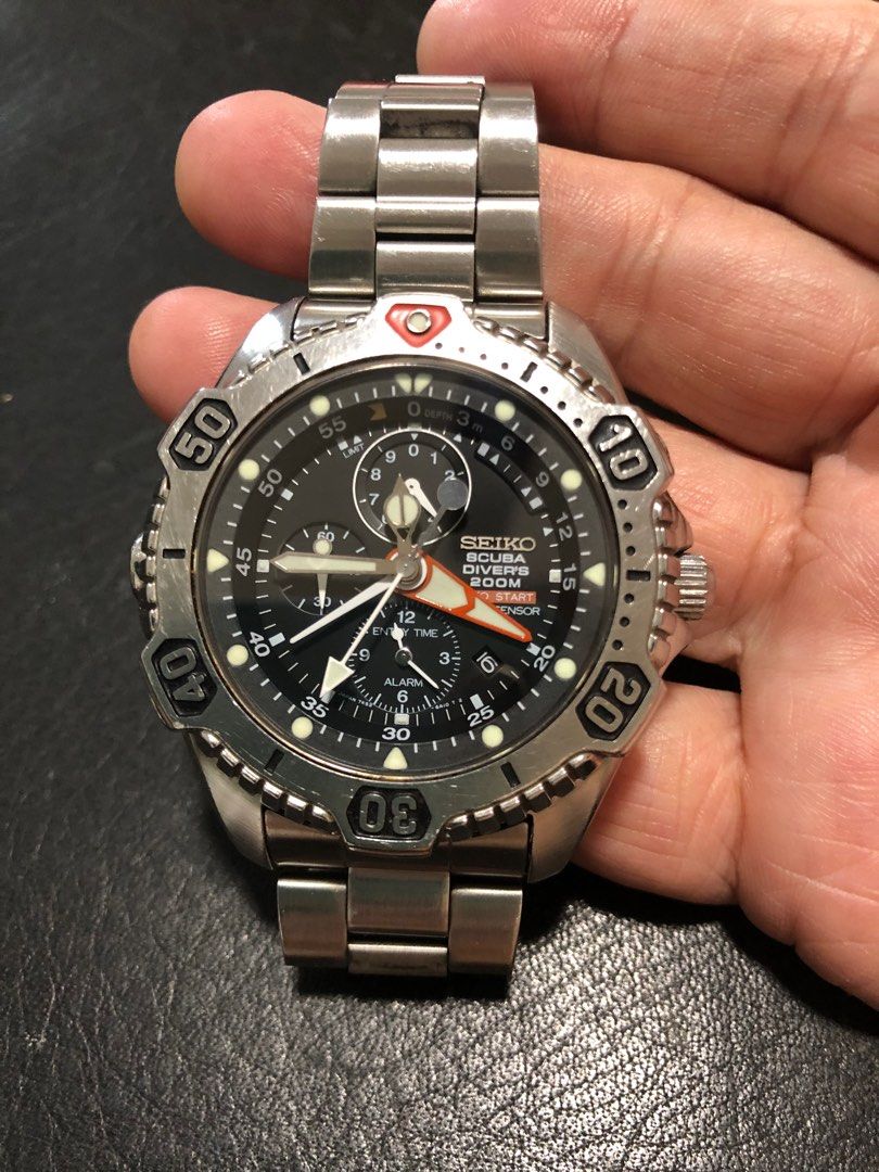 Seiko scuba diver's 200m auto start sale depth sensor