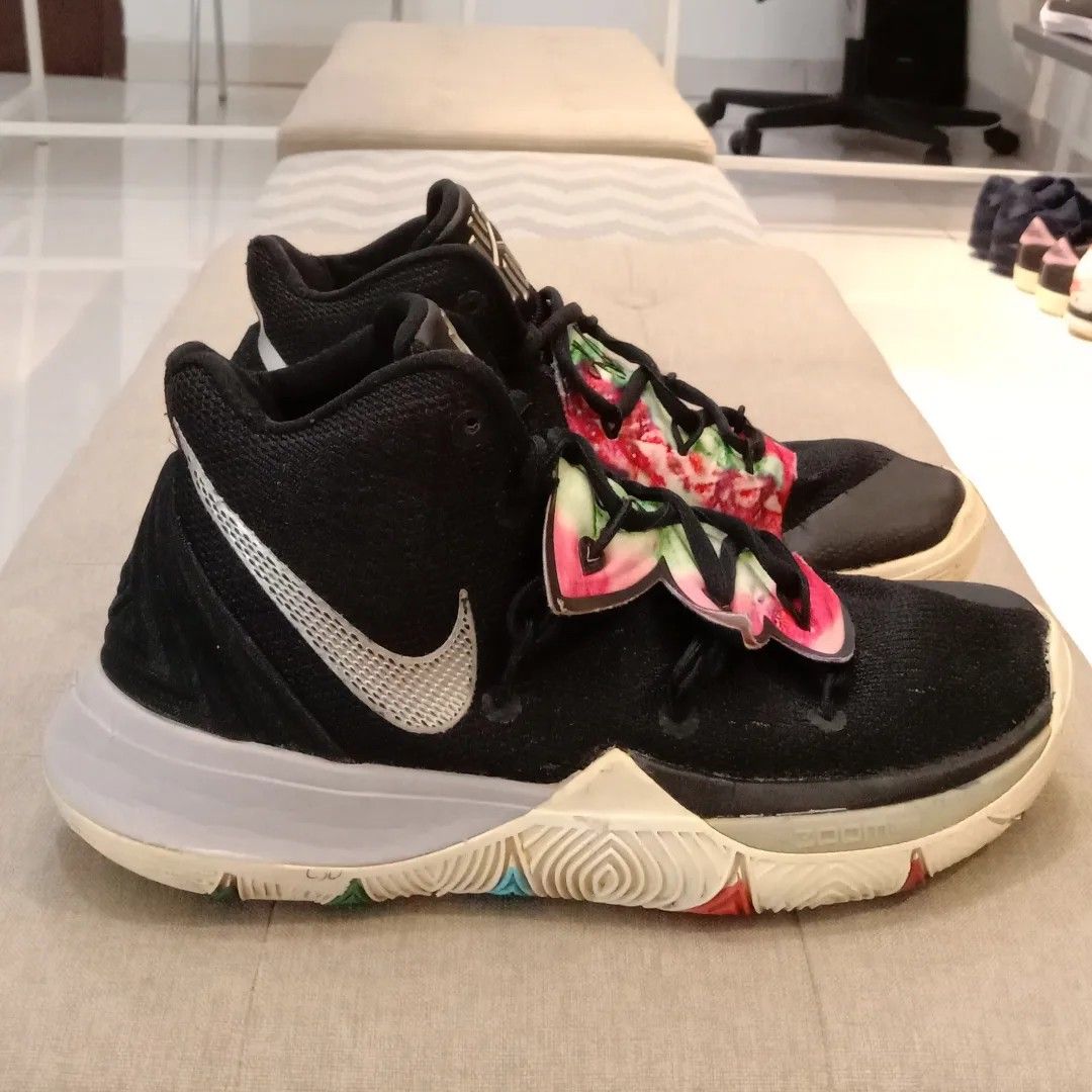 Third eye outlet kyrie 5