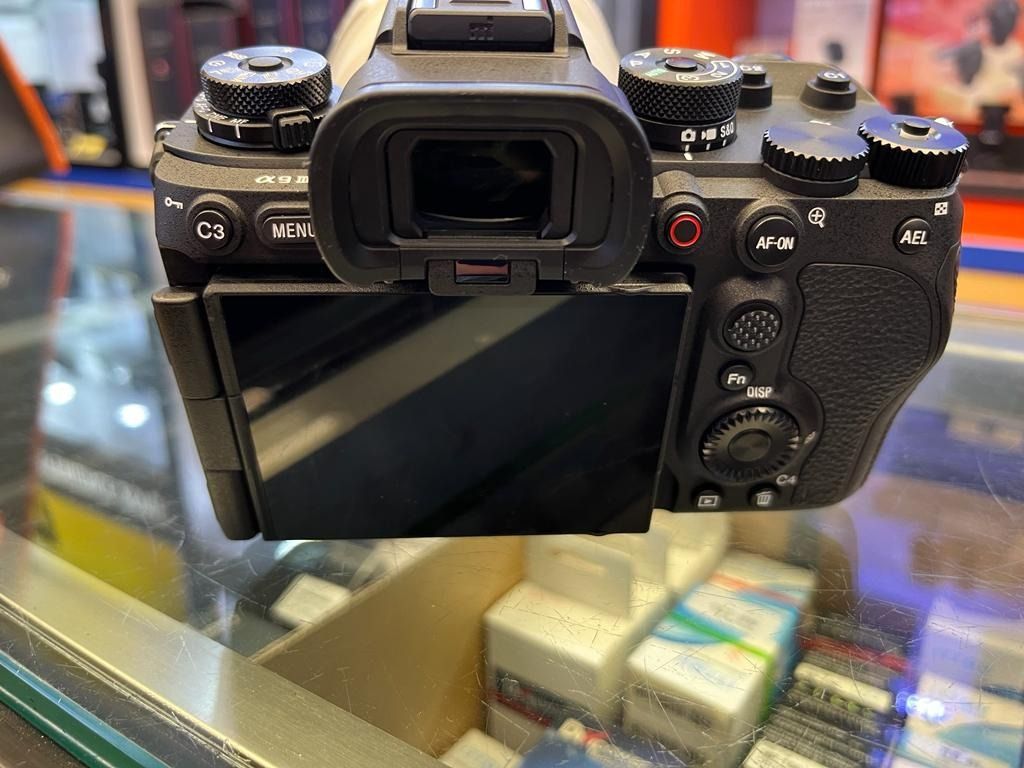 Sony a9 III Mirrorless Camera (2024/ CNY SPECIAL BUNDLE) READY STOCK