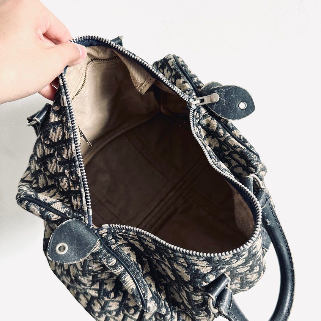 Cd hobo bag top