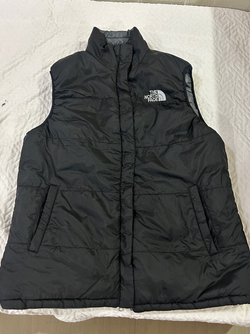 TNF Puffer Vest, Men's Fashion, Coats, Jackets and Outerwear on Carousell
