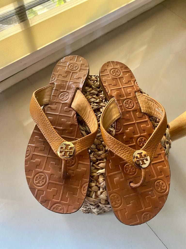 Tory Burch Thora Thong Sandals in Brown Size US 6 Women s