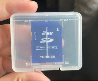 TOSHIBA SD Memory Card (2GB)