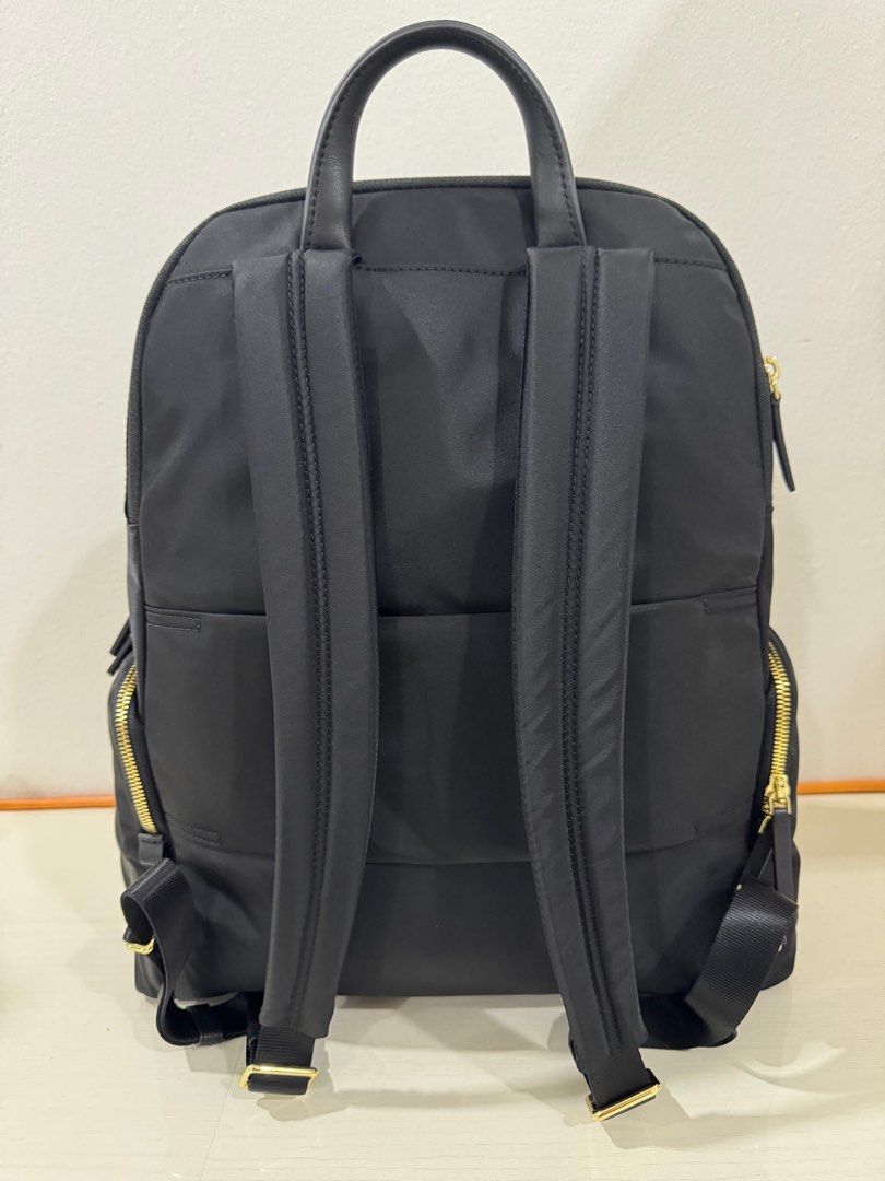 Tumi Backpack-CARSON BACKPACK (Category: Backpacks) located in Singapore. Submitted by Yosiz (Listing ID 1280749835, Image 2). Description: Brand new, with receipt. Purchased on November 7, 2022. $800, price negotiable..