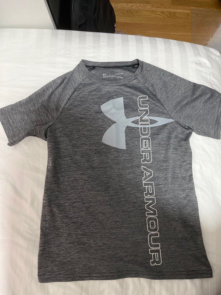 UNDER ARMOUR - DRI-FIT TEE