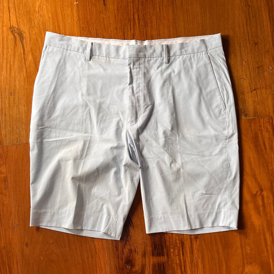 Uniqlo Golf Shorts Men s Fashion Bottoms Shorts on Carousell