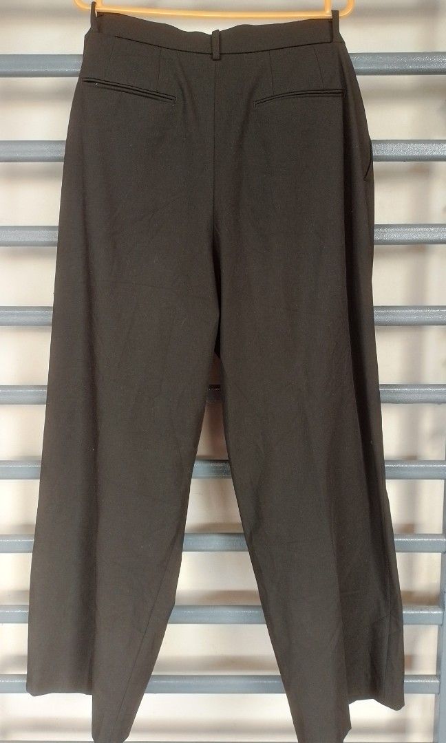 UNIQLO WOMEN STRETCH PANTS (XL), Women's Fashion, Bottoms, Other Bottoms on  Carousell