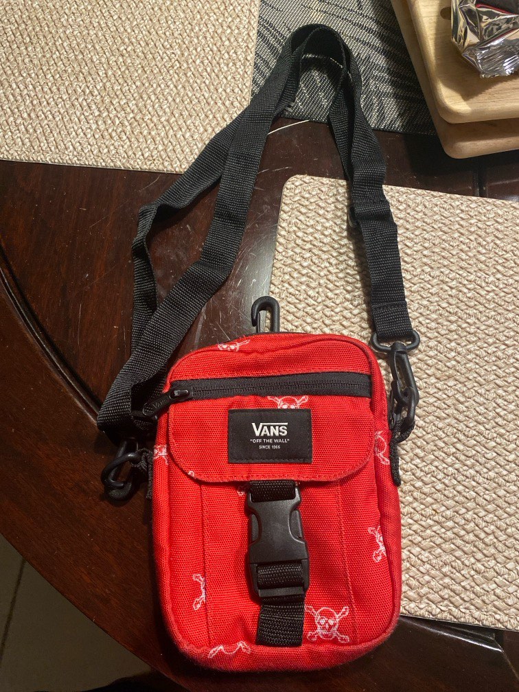 Red top vans strap