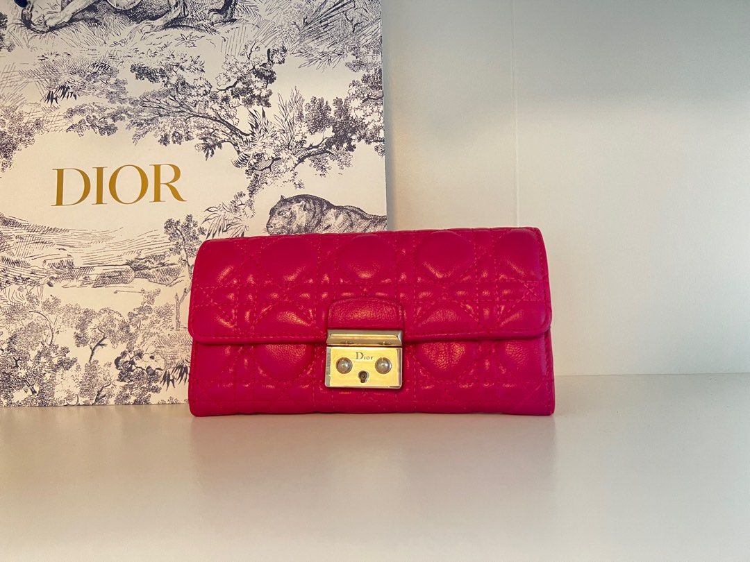 Dior discount lambskin wallet