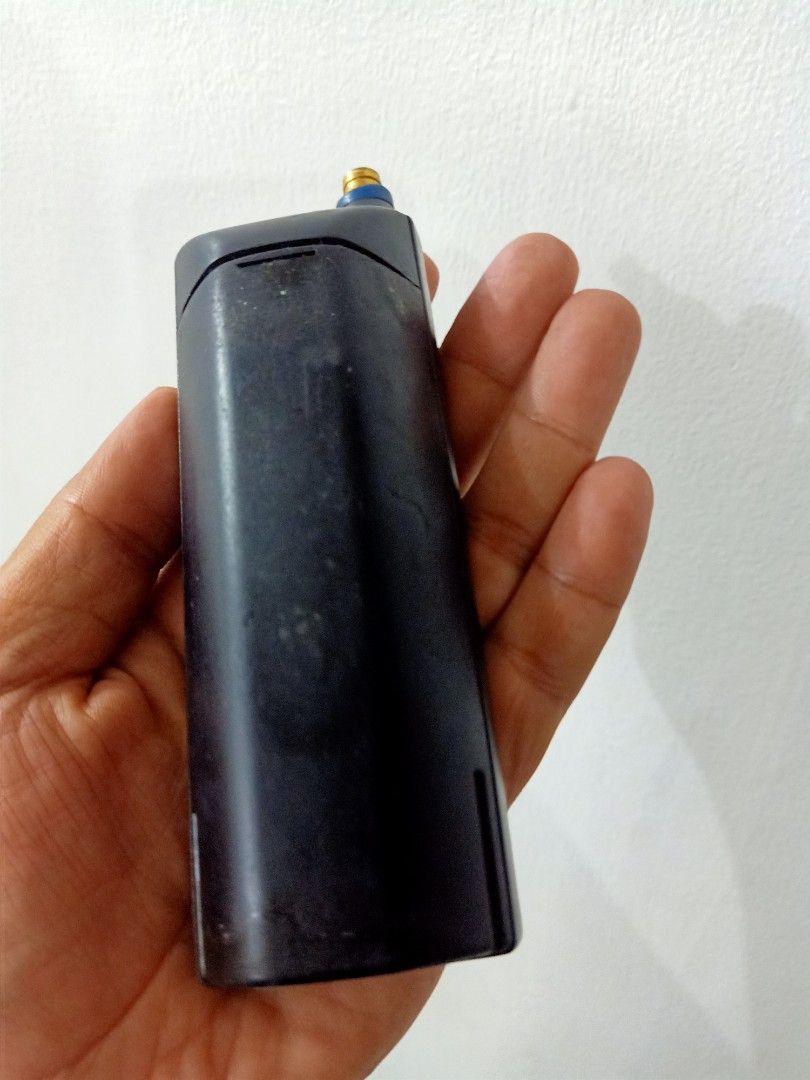 Vintage Ericsson cell phone (Category: Early Generation Mobile Phones) located in Las Pinas. Submitted by the_recycle_shop (Listing ID 1280742172, Image 2). Description: old vintage no tested selling as is.