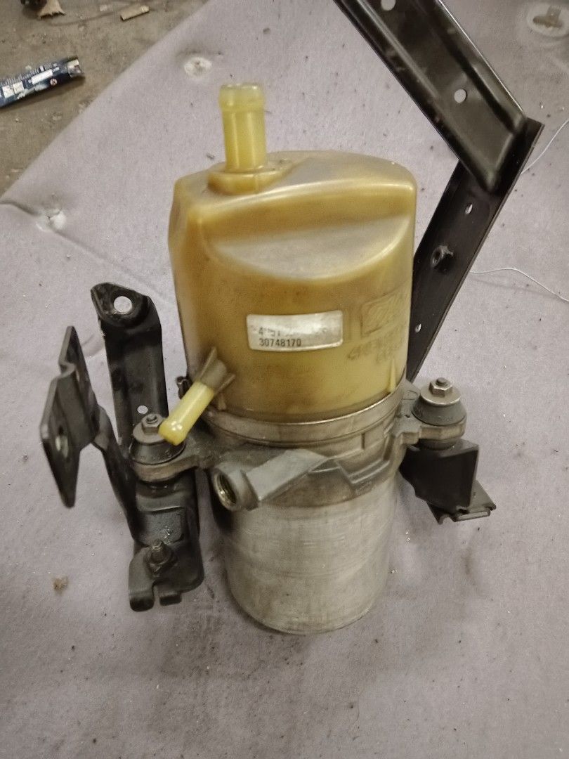 Volvo s40 electric power steering shop pump