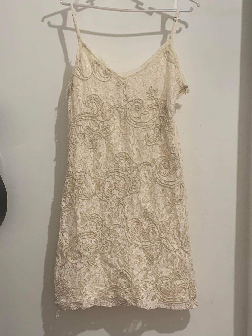 zara cream lace dress, Women's Fashion, Dresses & Sets, Dresses on Carousell