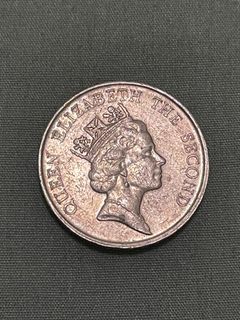 1988 HongKong 5-dollar Queen Elizabeth II coin, difficult to find