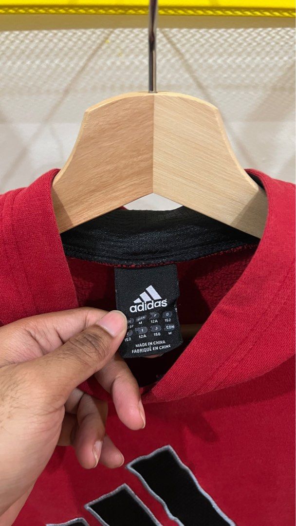 Adidas china hoodie t shirt shop
